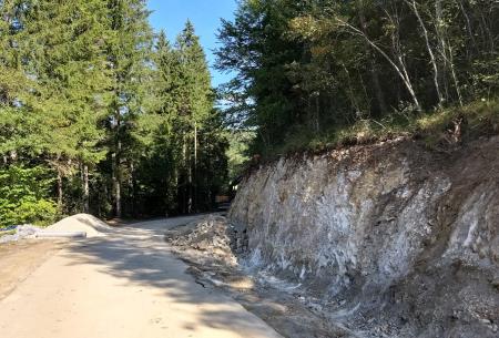 Dela na cesti pri Otonici 04 Foto Boštjan Otoničar.jpg